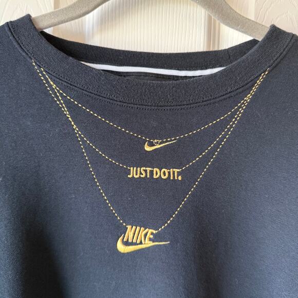 Nike Womens Black Glam Dunk Gold Chain Pullover Sweatshirt Medium - Picture 3 of 6